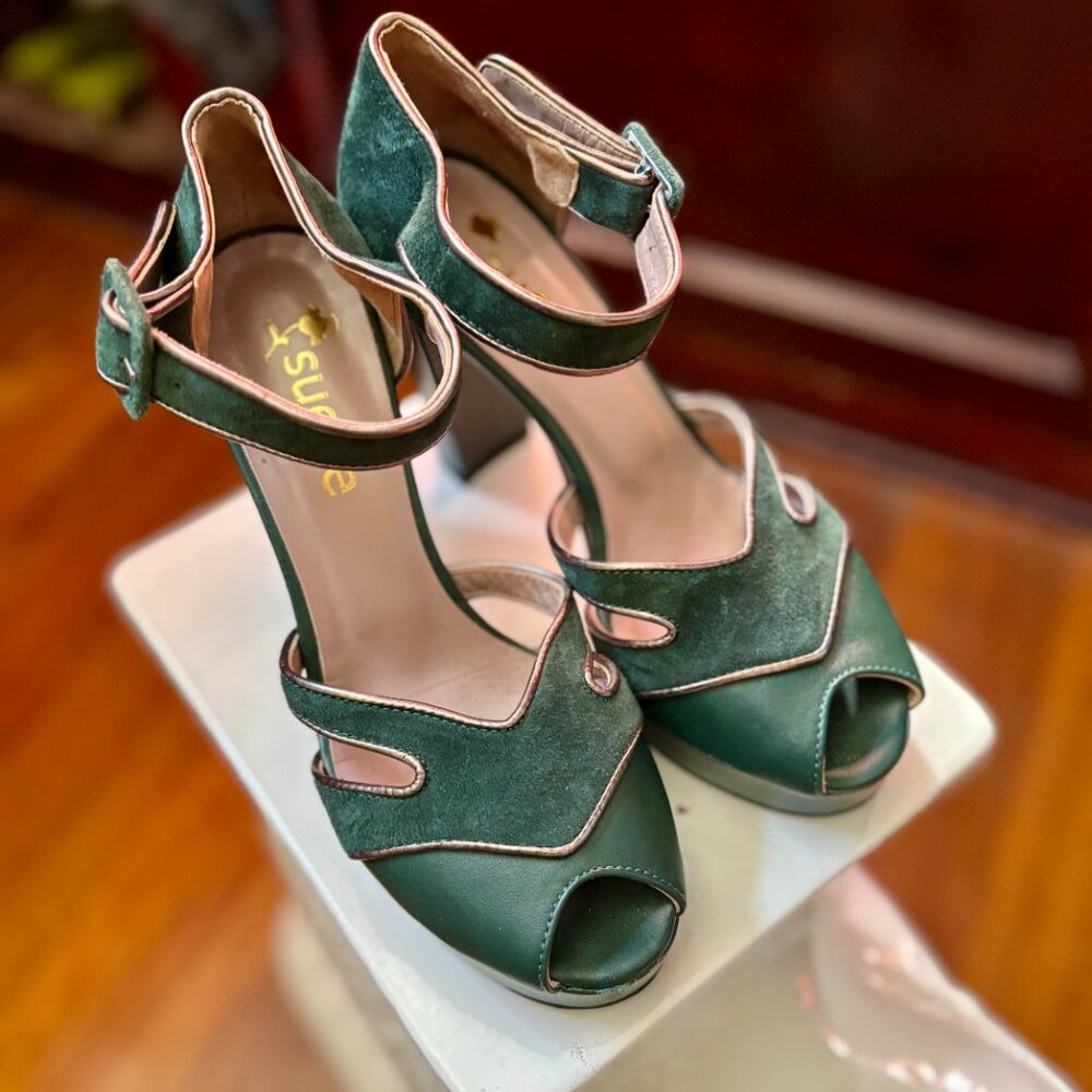Vintage Italian Green Suede and Leather Platform Heels with Silver Piping Sz 37